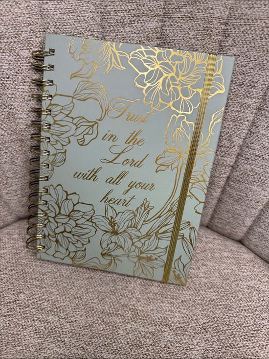 Other - New Floral Gold-Accent Spiral Journal - Mint Cover